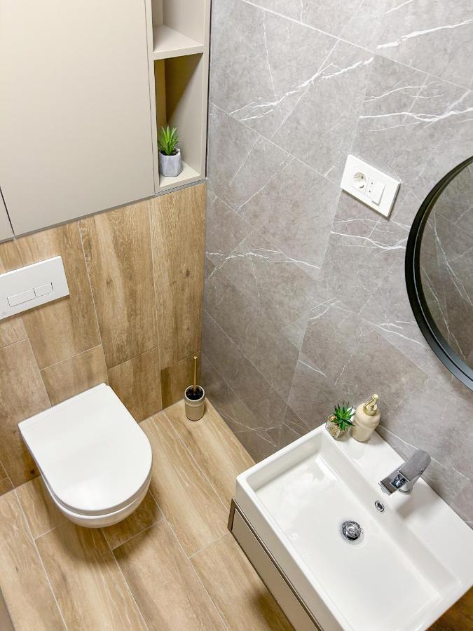 Apartments Saraden ヴォディツェ エクステリア 写真