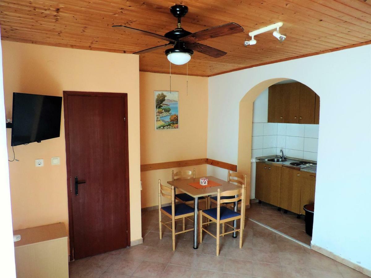 Apartments Saraden ヴォディツェ エクステリア 写真